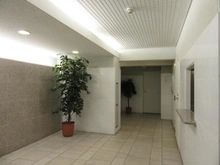 【東京都/世田谷区弦巻】アデッソ・リベルタ世田谷弦巻 エントランス