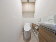 【東京都/世田谷区中町】ブランズシティ世田谷中町 ブルームフォレスト トイレ：手洗いカウンター