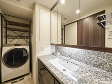 【東京都/小金井市本町】プラウドタワー武蔵小金井クロス イースト 洗面所