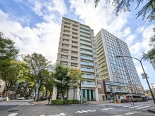 【東京都/杉並区阿佐谷南】プラウド阿佐ヶ谷 外観：写真中央