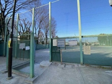 【東京都/中野区白鷺】プラウド鷺ノ宮パサージュ  鷺宮運動広場（現地より約800m）