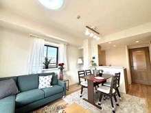 【東京都/三鷹市野崎】クリオ三鷹伍番館 リビング・ダイニング：※家具・調度品は販売価格に含まれておりません