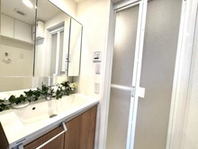 【東京都/三鷹市野崎】クリオ三鷹伍番館 洗面所