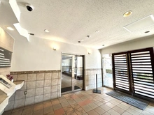 【東京都/三鷹市野崎】クリオ三鷹伍番館 エントランス