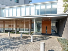 【東京都/東村山市萩山町】ライオンズ久米川美彩の杜 アプローチ