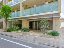 【東京都/杉並区高井戸西】プラウド杉並高井戸 エントランス