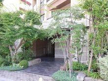【東京都/杉並区荻窪】プラウド荻窪五丁目 アプローチ