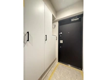 【東京都/三鷹市下連雀】リノア三鷹 玄関