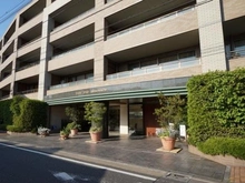 【東京都/杉並区下高井戸】ライオンズステージ下高井戸 エントランス