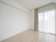 【神奈川県/横浜市戸塚区舞岡町】ココテラス横濱戸塚ヒルトップ イースト 洋室