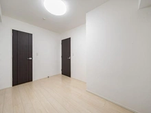 【神奈川県/横浜市戸塚区舞岡町】ココテラス横濱戸塚ヒルトップ イースト 洋室