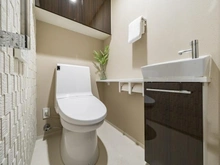 【神奈川県/横浜市戸塚区舞岡町】ココテラス横濱戸塚ヒルトップ イースト トイレ