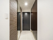 【神奈川県/横浜市戸塚区舞岡町】ココテラス横濱戸塚ヒルトップ イースト 玄関