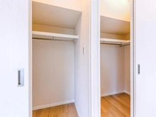 【東京都/杉並区上荻】プリンスマンション 洋室:洋室(約6.8帖) ウォークインクローゼット