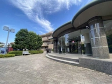 【東京都/杉並区成田西】Lフォレスト杉並 エントランス