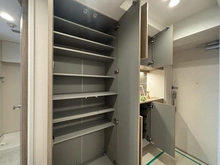 【東京都/杉並区堀ノ内】アトラス杉並方南町 玄関収納