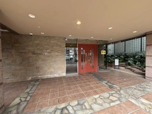 【東京都/杉並区堀ノ内】アトラス杉並方南町 エントランス