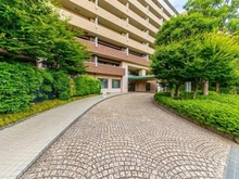 【東京都/杉並区高井戸東】ファミールグラン高井戸デュープレックス アプローチ