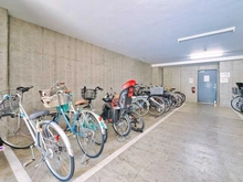 【東京都/杉並区高井戸東】ファミールグラン高井戸デュープレックス 駐輪場