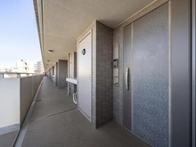 【東京都/目黒区目黒本町】東急ドエル・アルス目黒学芸大学 玄関