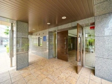 【東京都/目黒区鷹番】ビラハイツ学芸大学 エントランス