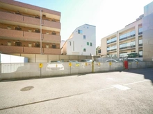 【東京都/目黒区目黒本町】プラウド目黒本町 駐車場