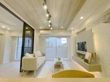 【東京都/渋谷区恵比寿】シャンボール恵比寿 リビング・ダイニング：※家具・調度品等は販売価格に含まれておりません