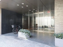 【東京都/新宿区北新宿】レグノ・セレーノ エントランス