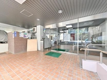 【東京都/目黒区目黒】マンション西目黒苑 アプローチ