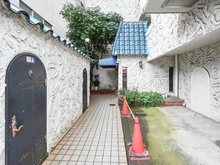 【東京都/目黒区下目黒】マンションヴィップ目黒 アプローチ
