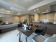 【東京都/目黒区五本木】ディアナコート祐天寺 リビング・ダイニング