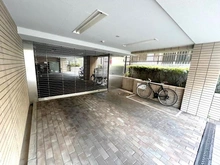 【東京都/目黒区鷹番】グラーサ学芸大学 駐輪場