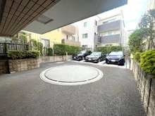 【東京都/目黒区鷹番】グラーサ学芸大学 駐車場