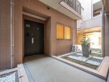 【東京都/世田谷区野沢】アデニウム学芸大学 玄関