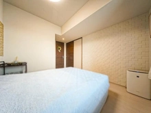 【神奈川県/海老名市扇町】グレーシアタワーズ海老名イースト 洋室:約6.9帖 エコカラットを採用