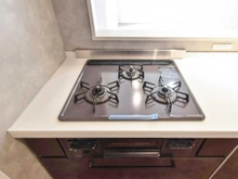 【東京都/練馬区中村北】オリエンタルグリーンコーポラス キッチン：三口コンロ