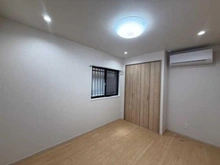 【東京都/練馬区中村南】ハイツ鷺宮 洋室