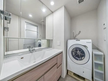 【東京都/西東京市東町】アンヴィーネ保谷 洗面所