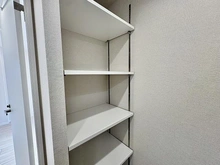 【東京都/練馬区貫井】三田中村橋コーポ 収納：洗面所収納