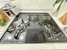 【東京都/練馬区豊玉南】豊玉南住宅 キッチン：三口コンロ