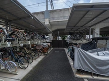 【東京都/練馬区貫井】プラウド練馬中村橋 駐輪場