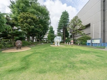 【東京都/練馬区貫井】プラウド練馬中村橋 練馬区立美術の森緑地（現地より約242m）：