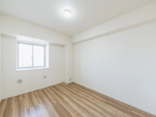 【東京都/立川市曙町】サニーコート立川 洋室：約6.0帖