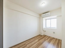 【東京都/立川市曙町】サニーコート立川 洋室：約5.0帖