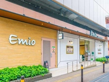 【東京都/練馬区中村北】グローベル　ザ・スイート中村橋駅前  エミオ 中村橋店（現地より約140m）