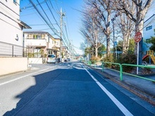 【東京都/練馬区高松】ライオンズガーデン石神井公園弐号棟 前面道路
