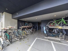 【東京都/三鷹市上連雀】ベルジュール三鷹ステーションハウス 駐輪場