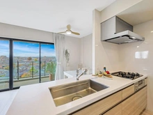 【東京都/練馬区練馬】パークホームズ練馬豊島園ステーションプレミア キッチン