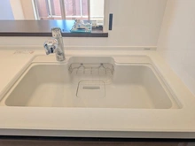 【東京都/新宿区富久町】ローレルコート新宿タワー キッチン：浄水器つきシンク