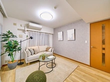 【東京都/港区麻布十番】クレッセント麻布II リビング・ダイニング：家具調度品は価格に含まれません